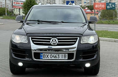 Внедорожник / Кроссовер Volkswagen Touareg 2007 в 