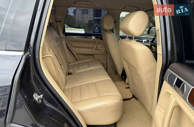 Внедорожник / Кроссовер Volkswagen Touareg 2007 в 
