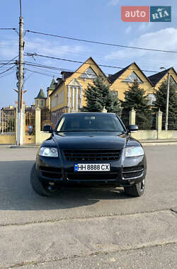 Позашляховик / Кросовер Volkswagen Touareg 2004 в 