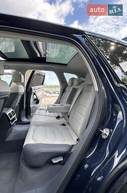 Внедорожник / Кроссовер Volkswagen Touareg 2024 в 
