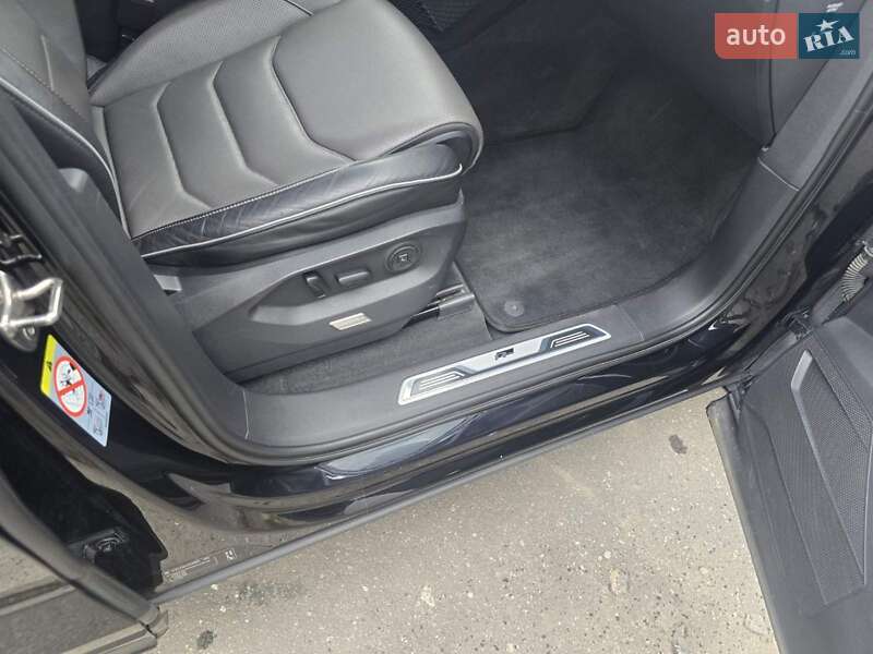 Внедорожник / Кроссовер Volkswagen Touareg 2021 в Виннице