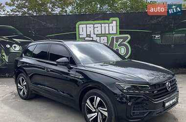Внедорожник / Кроссовер Volkswagen Touareg 2020 в 