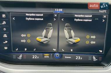 Внедорожник / Кроссовер Volkswagen Touareg 2020 в 