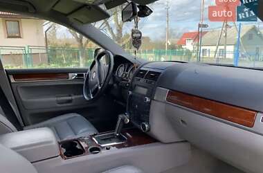 Внедорожник / Кроссовер Volkswagen Touareg 2006 в 