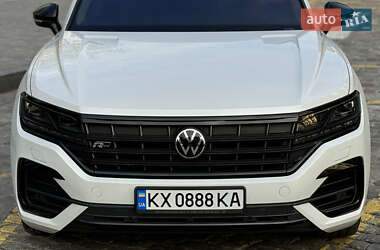Внедорожник / Кроссовер Volkswagen Touareg 2020 в 