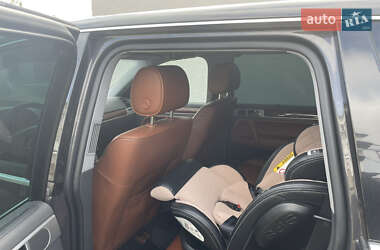 Позашляховик / Кросовер Volkswagen Touareg 2007 в 