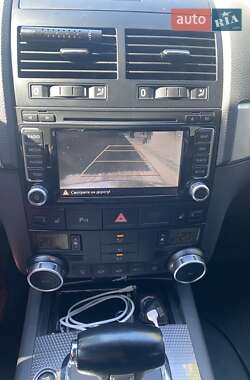 Внедорожник / Кроссовер Volkswagen Touareg 2009 в 