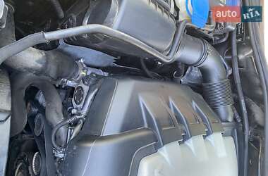Внедорожник / Кроссовер Volkswagen Touareg 2009 в 