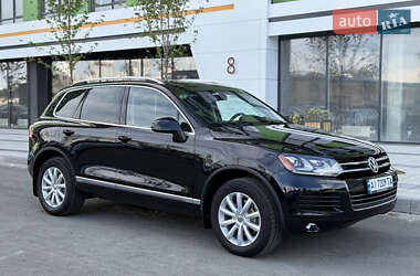 Внедорожник / Кроссовер Volkswagen Touareg 2014 в 
