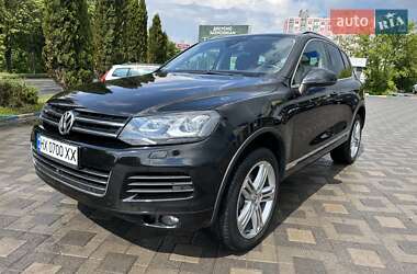 Внедорожник / Кроссовер Volkswagen Touareg 2011 в 