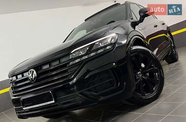 Внедорожник / Кроссовер Volkswagen Touareg 2022 в 