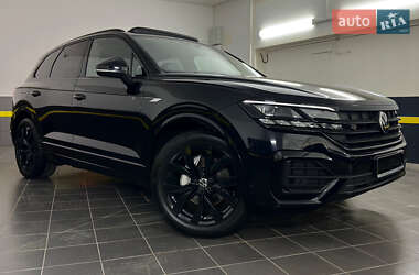 Внедорожник / Кроссовер Volkswagen Touareg 2022 в 