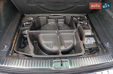 Внедорожник / Кроссовер Volkswagen Touareg 2015 в 