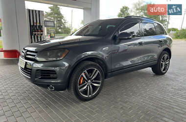 Позашляховик / Кросовер Volkswagen Touareg 2013 в Дніпрі