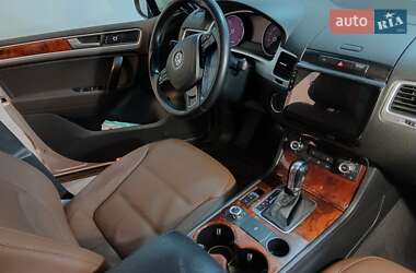 Внедорожник / Кроссовер Volkswagen Touareg 2012 в Одессе