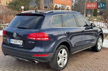 Внедорожник / Кроссовер Volkswagen Touareg 2010 в 