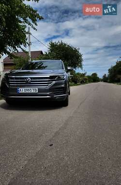 Позашляховик / Кросовер Volkswagen Touareg 2023 в 