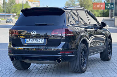 Позашляховик / Кросовер Volkswagen Touareg 2012 в 