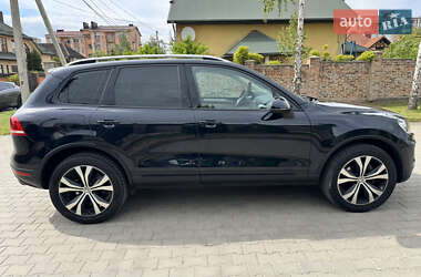 Внедорожник / Кроссовер Volkswagen Touareg 2016 в 