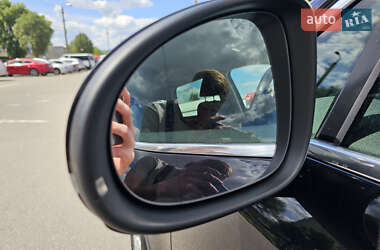 Внедорожник / Кроссовер Volkswagen Touareg 2015 в 