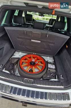 Внедорожник / Кроссовер Volkswagen Touareg 2015 в 