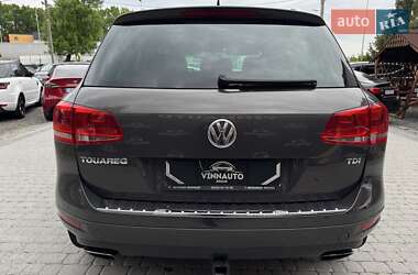 Внедорожник / Кроссовер Volkswagen Touareg 2011 в 