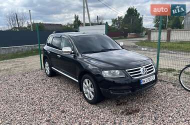 Внедорожник / Кроссовер Volkswagen Touareg 2006 в Костополе