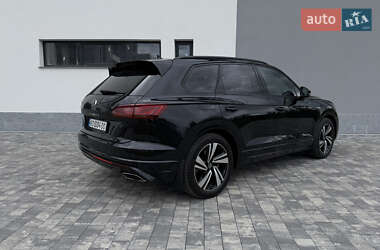 Внедорожник / Кроссовер Volkswagen Touareg 2022 в 