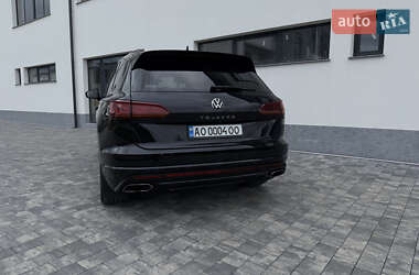 Внедорожник / Кроссовер Volkswagen Touareg 2022 в 
