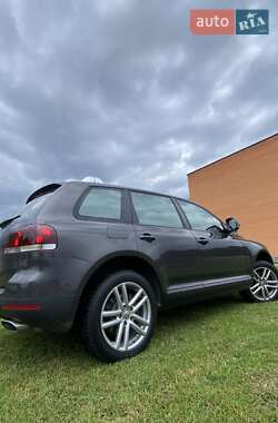 Внедорожник / Кроссовер Volkswagen Touareg 2009 в 