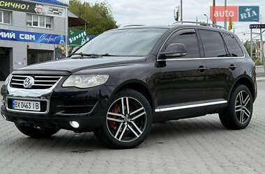 Внедорожник / Кроссовер Volkswagen Touareg 2007 в Хмельницком