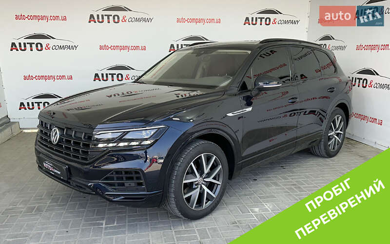 Позашляховик / Кросовер Volkswagen Touareg 2019 в 