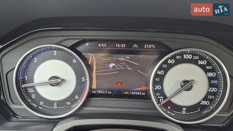 Внедорожник / Кроссовер Volkswagen Touareg 2020 в Киеве