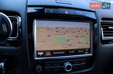 Внедорожник / Кроссовер Volkswagen Touareg 2013 в 