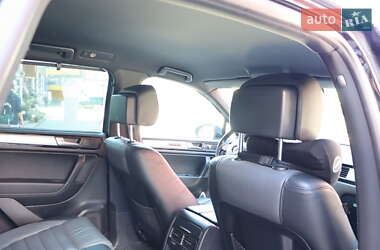 Внедорожник / Кроссовер Volkswagen Touareg 2013 в 