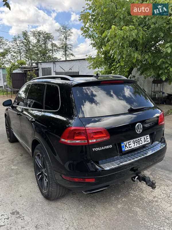 Позашляховик / Кросовер Volkswagen Touareg 2013 в Черкасах
