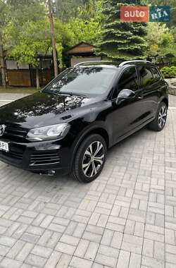 Внедорожник / Кроссовер Volkswagen Touareg 2014 в Дрогобыче