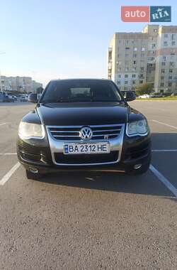 Позашляховик / Кросовер Volkswagen Touareg 2007 в 