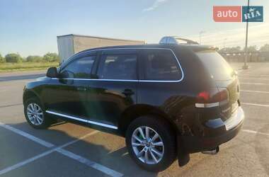 Позашляховик / Кросовер Volkswagen Touareg 2007 в 