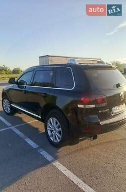Позашляховик / Кросовер Volkswagen Touareg 2007 в 