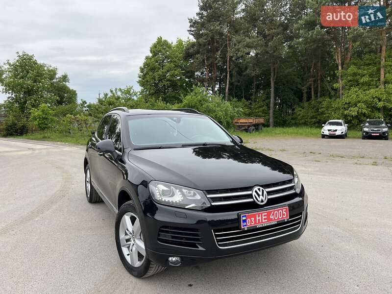 Внедорожник / Кроссовер Volkswagen Touareg 2011 в Радивилове