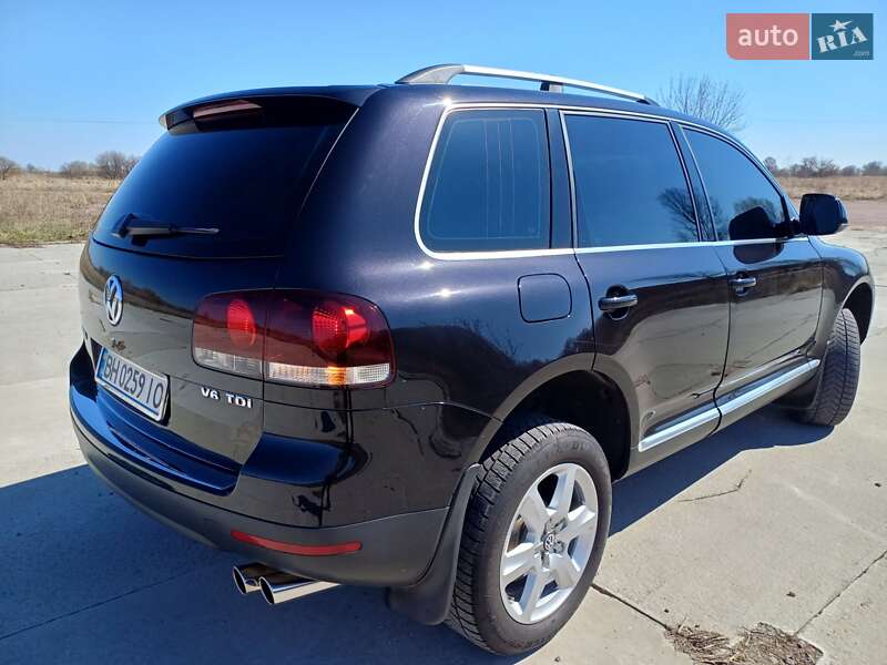 Внедорожник / Кроссовер Volkswagen Touareg 2007 в Нежине
