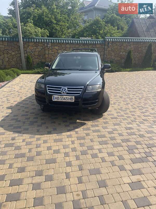 Позашляховик / Кросовер Volkswagen Touareg 2005 в 