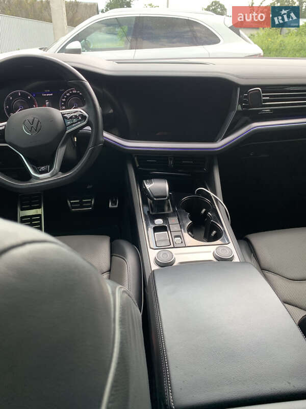 Внедорожник / Кроссовер Volkswagen Touareg 2021 в Белой Церкви