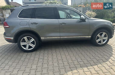 Внедорожник / Кроссовер Volkswagen Touareg 2016 в 