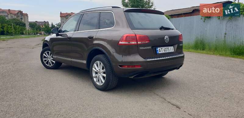 Внедорожник / Кроссовер Volkswagen Touareg 2013 в Коломые