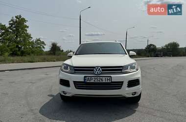 Позашляховик / Кросовер Volkswagen Touareg 2012 в 