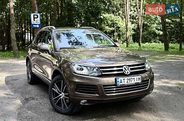 Позашляховик / Кросовер Volkswagen Touareg 2012 в Сарнах