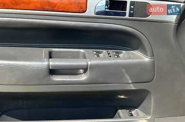 Внедорожник / Кроссовер Volkswagen Touareg 2006 в 