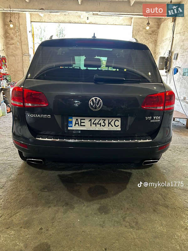 Внедорожник / Кроссовер Volkswagen Touareg 2010 в Апостолово